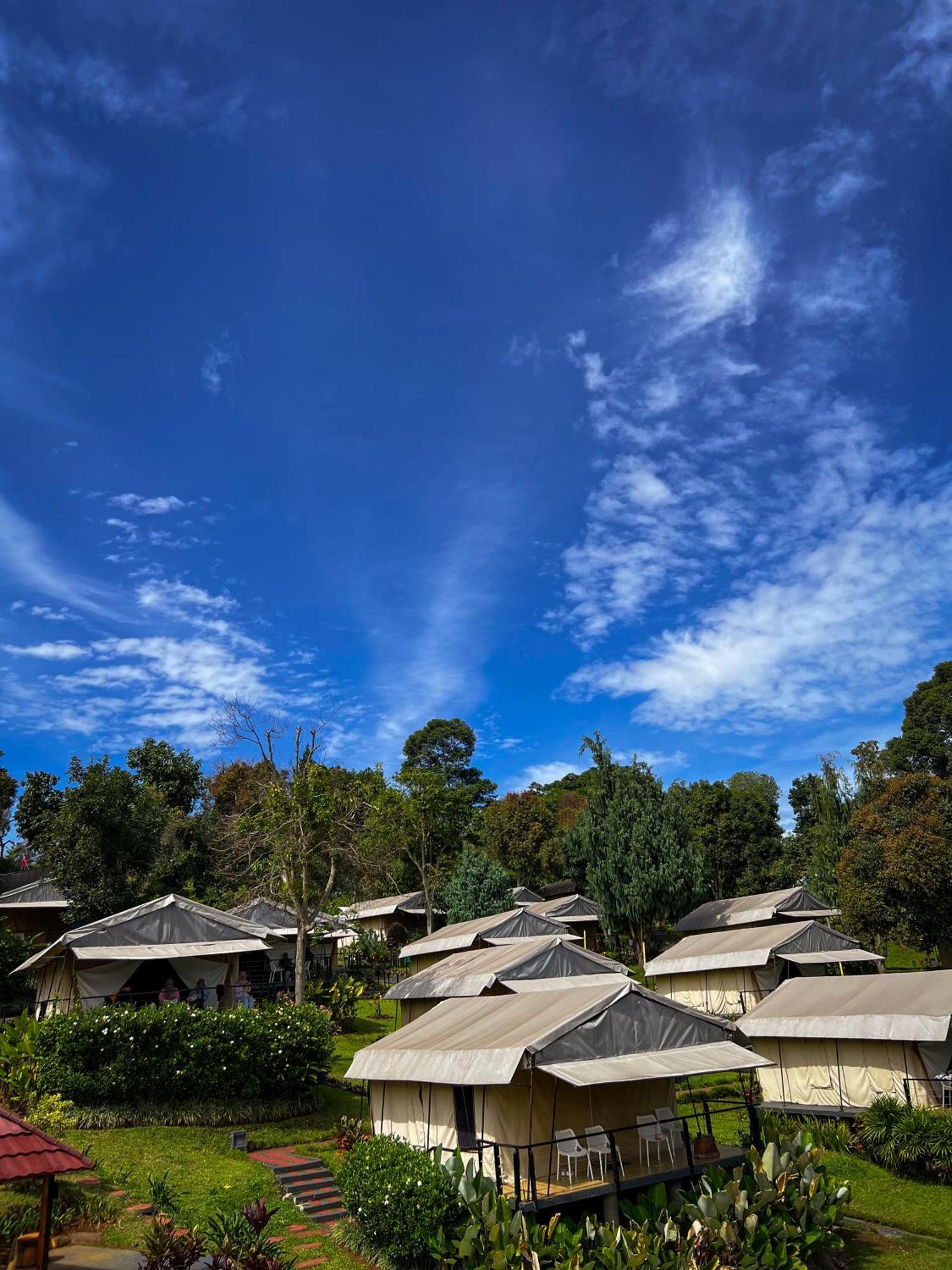 Trizara Resorts - Glam Camping Lembang Buitenkant foto