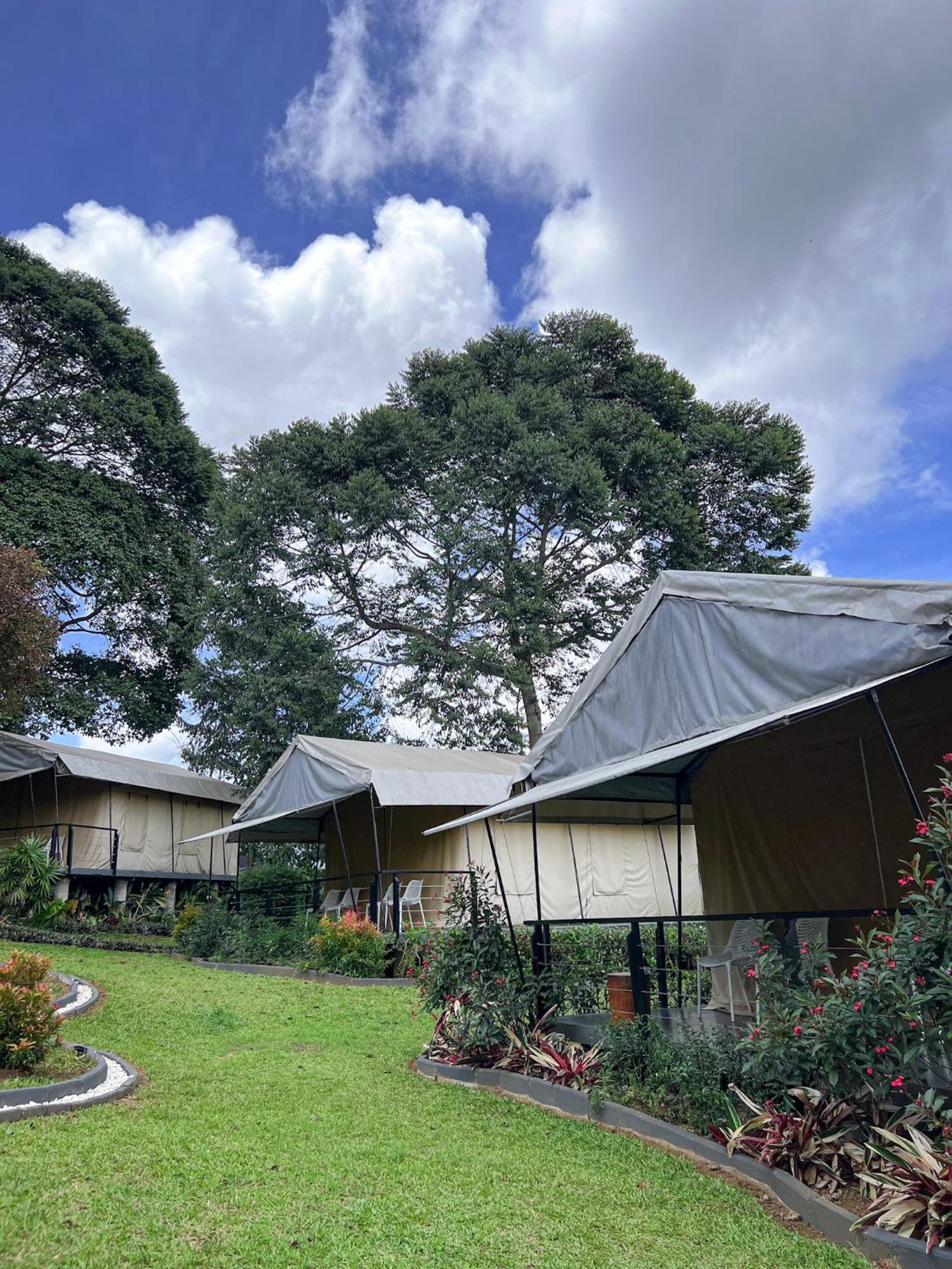 Trizara Resorts - Glam Camping Lembang Buitenkant foto