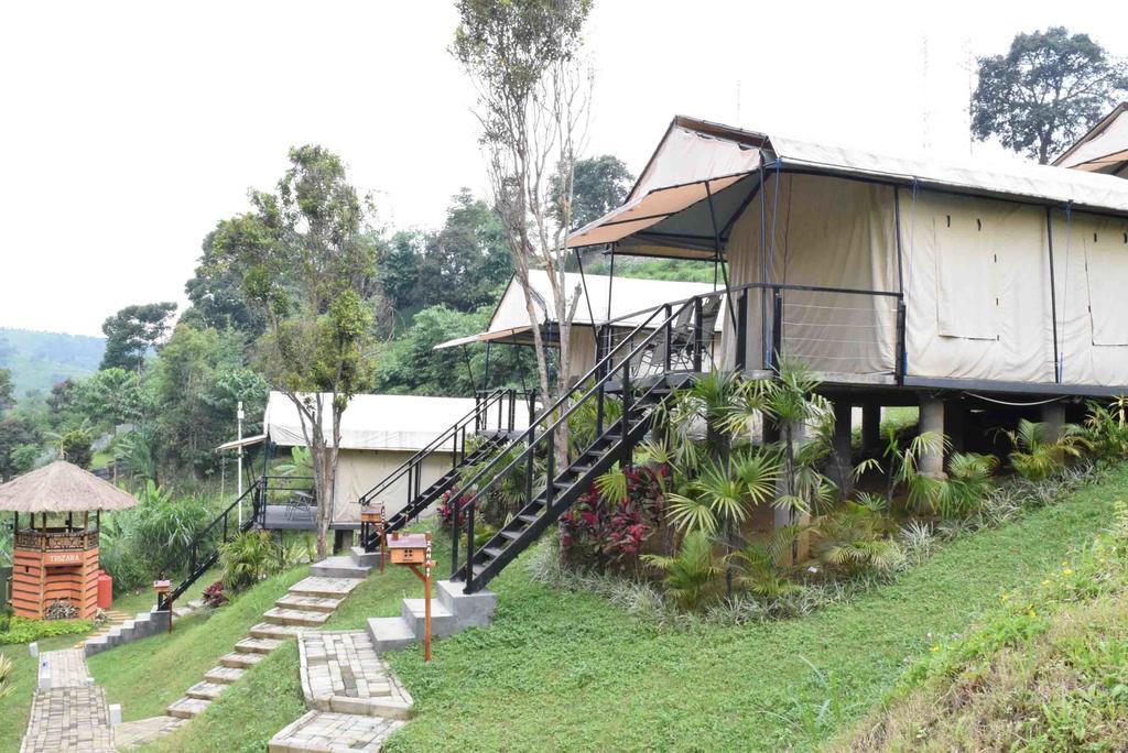 Trizara Resorts - Glam Camping Lembang Buitenkant foto